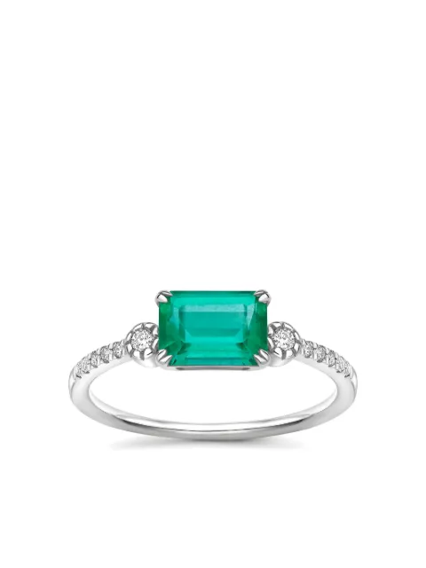 Dinny Hall anillo Betony en oro blanco de 14kt con esmeralda