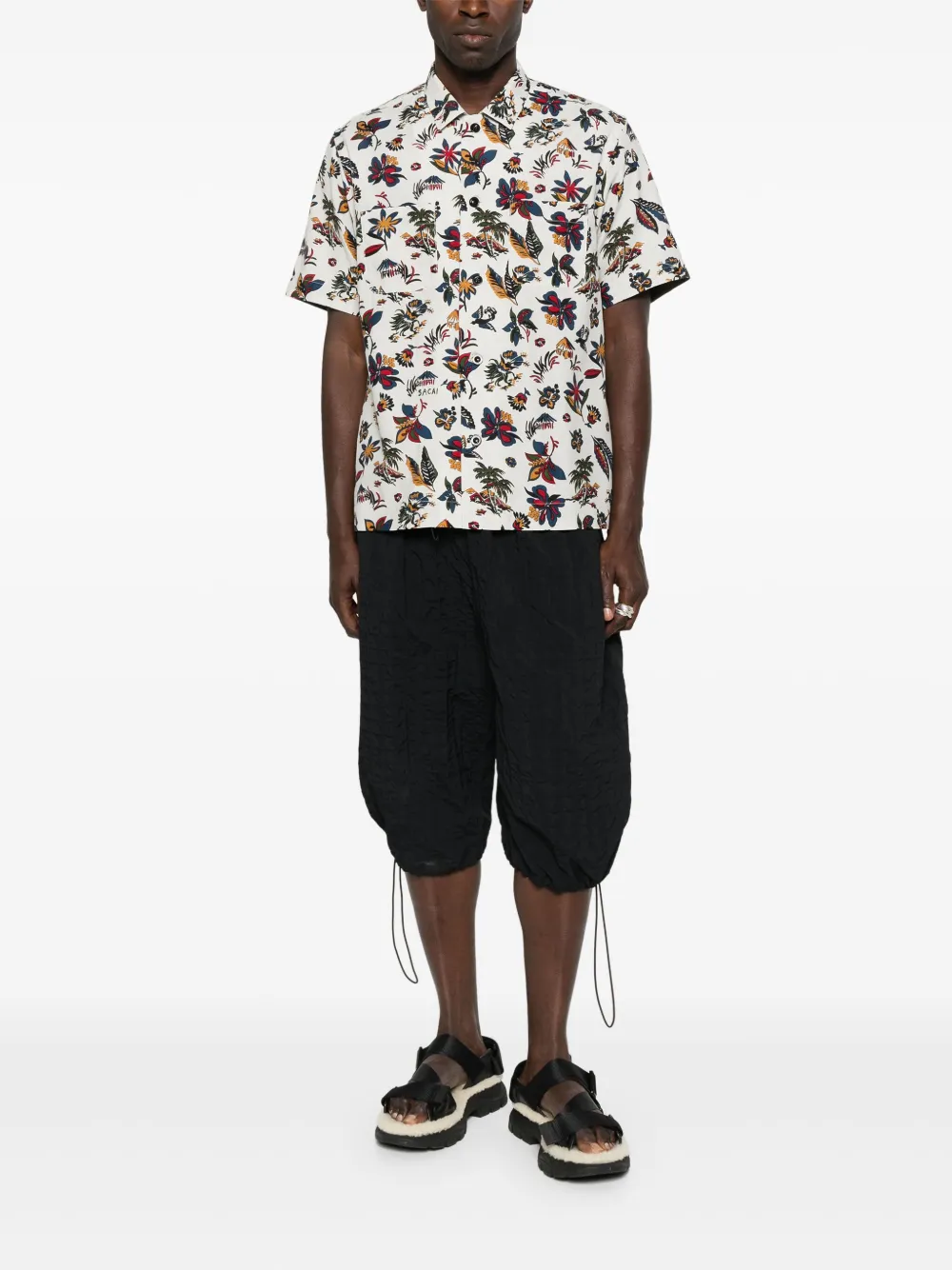 sacai Overhemd met print Beige