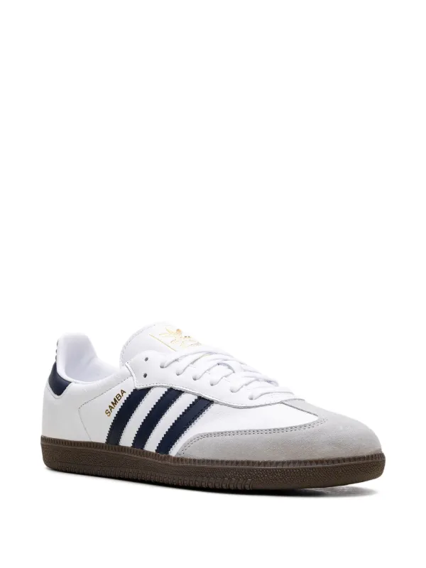 Adidas Samba OG “White/Navy/Gum” スニーカー | ホワイト | FARFETCH JP