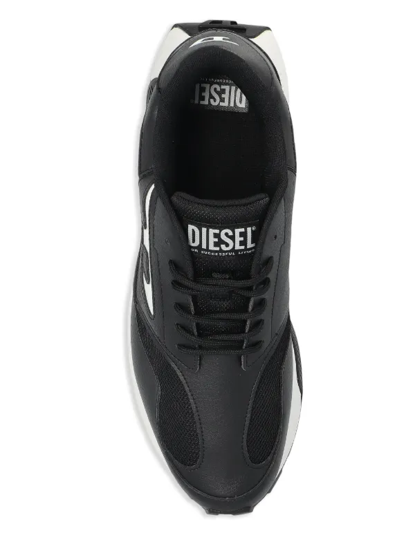 【関税込み】Diesel ブラック S-Tame-D ランニングスニーカー Diesel S-Tame-D Running Sneakers | Black | FARFETCH