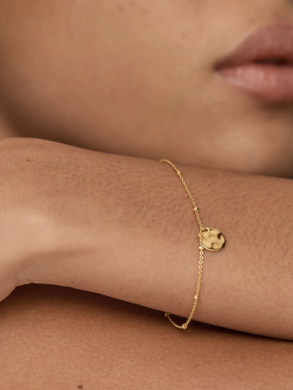 Monica Vinader Siren Muse Disc armband - Goud