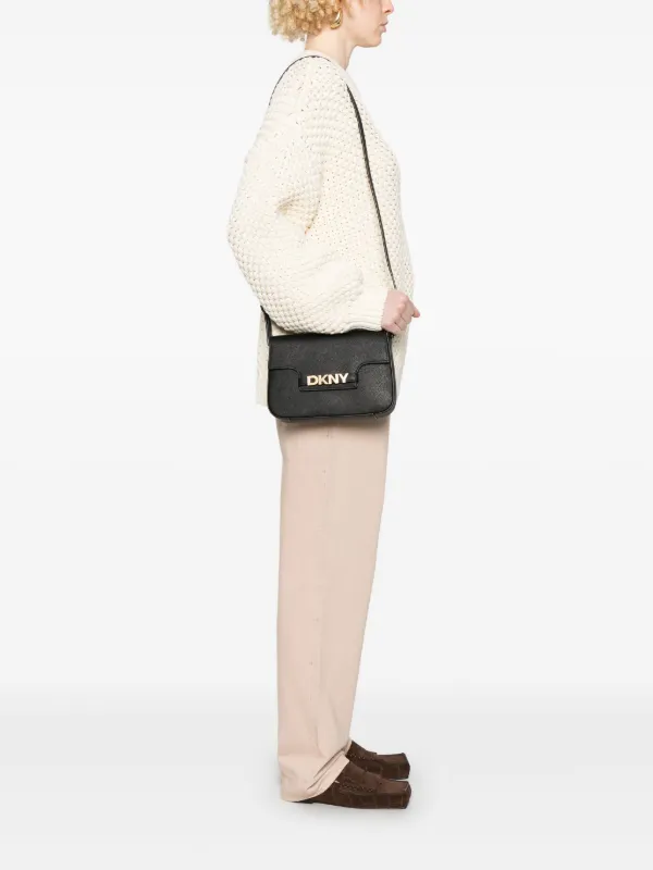 DKNY ロゴ ショルダーバッグ | ブラック | FARFETCH JP
