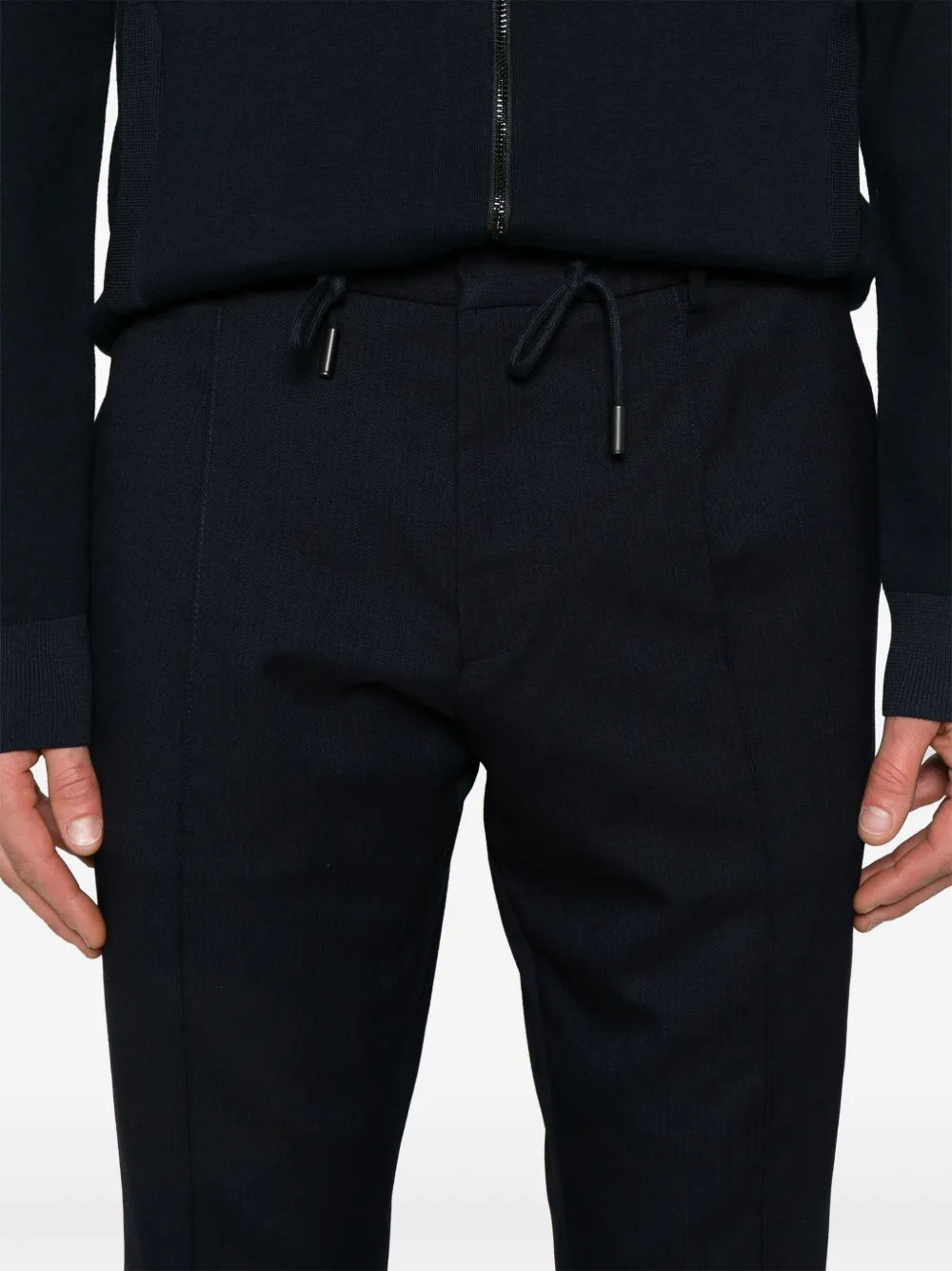 BOSS Broek met toelopende pijpen Blauw