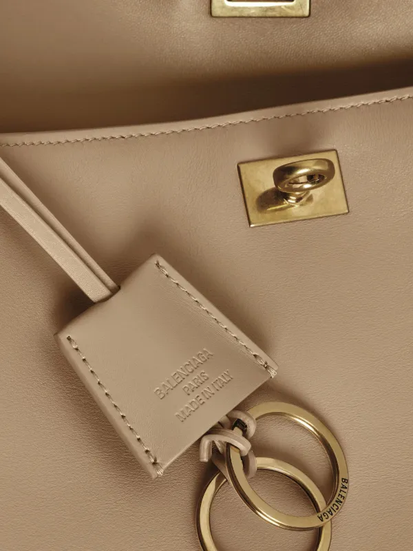 【関税&送料込】Balenciaga Medium Rodeo Bag In Taupe Smooth BALENCIAGA - Medium Rodeo bag | Leam Roma - Luxury Shopping
