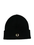 Fred Perry Kids logo-embroidered beanie hat - Black