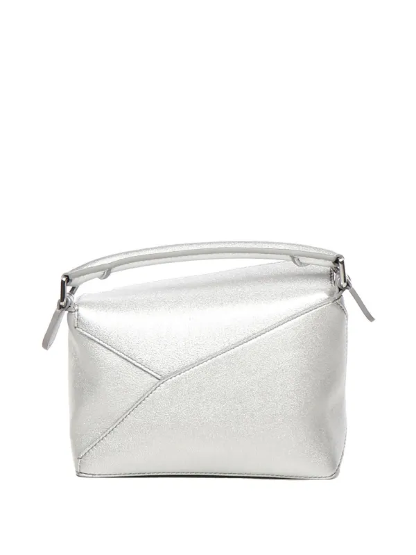 ◆限定アイテム◆【LOEWE】Snail ダイス バッグチャーム LOEWE Snail Dice Shoulder Bag | Silver | FARFETCH