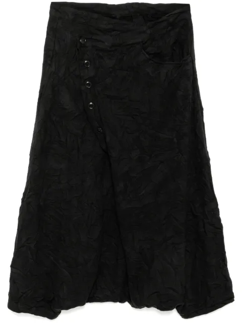 Y's pantalones con bolsillos