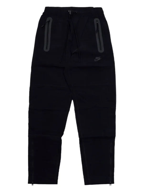 nike trousers black