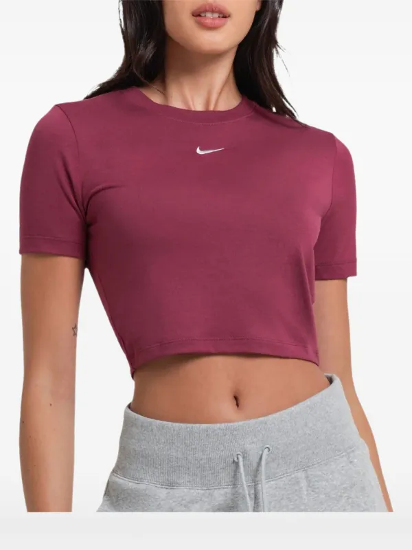 nike crop tee