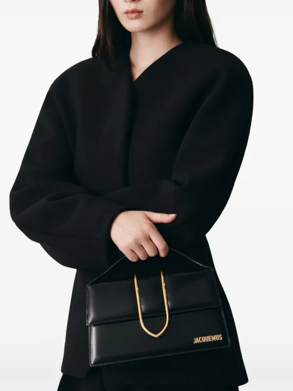 【関税込み】JACQUEMUS Le Grand Bambino' handbag Jacquemus Le Grand Bambino Leather Top-Handle Bag | Saks