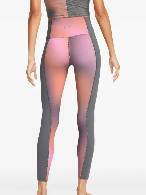 grey and pink nike leggings