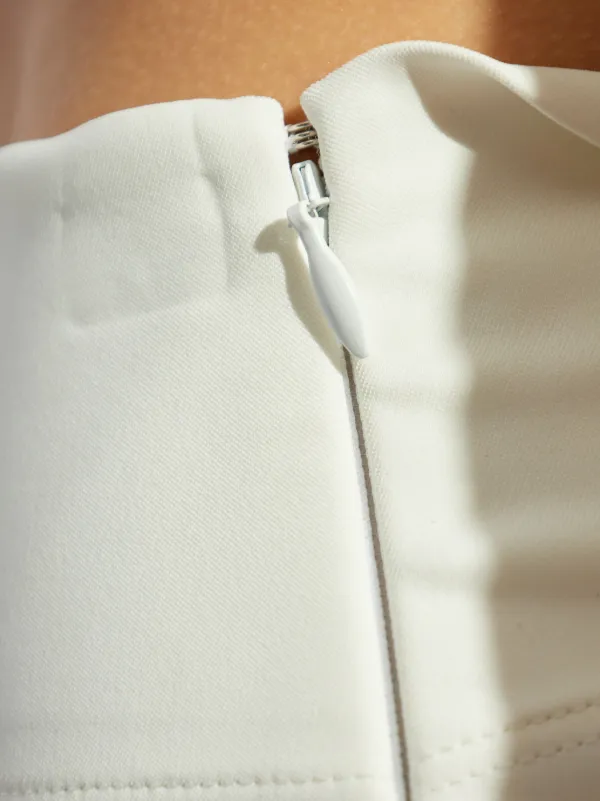 【関税＆送料込み】Jacquemus The Sablier Skirt Jacquemus The Sablier Skirt | White | FARFETCH