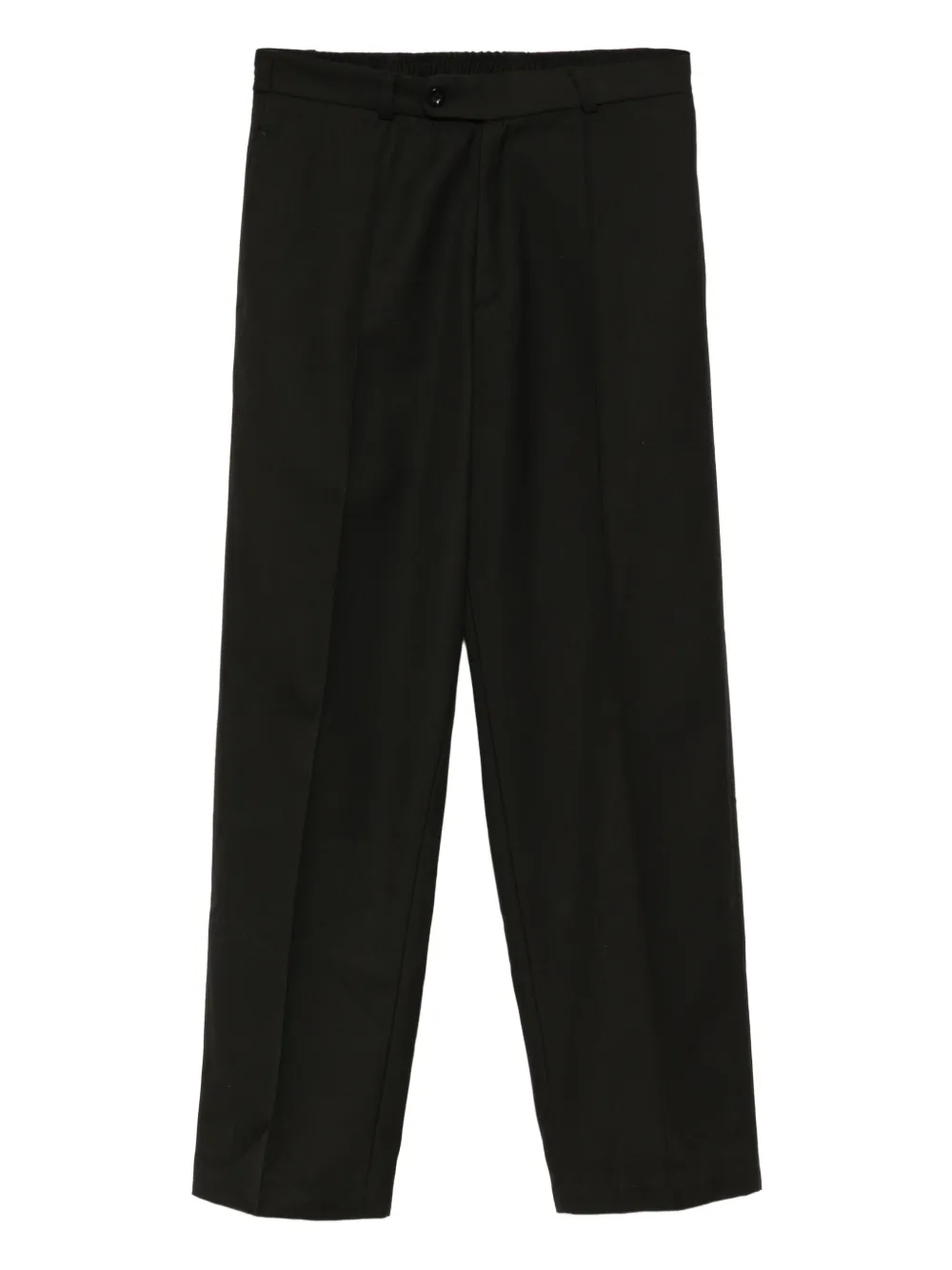pleated trousers