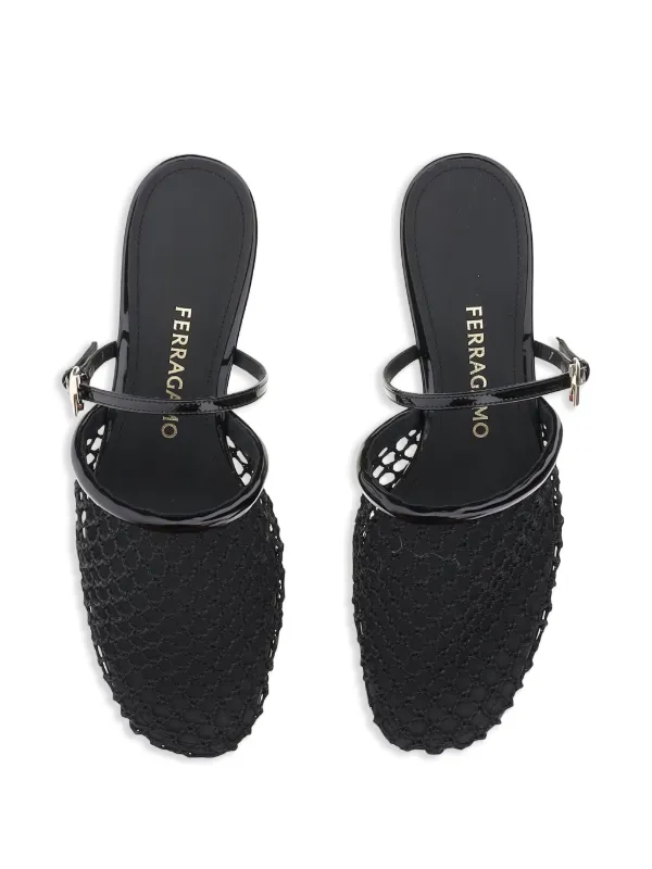 サンダル・ミュール FERRAGAMO SS25 'Giulye' mules (781078 NERO) Ferragamo 20mm Kimby Mules | Black | FARFETCH