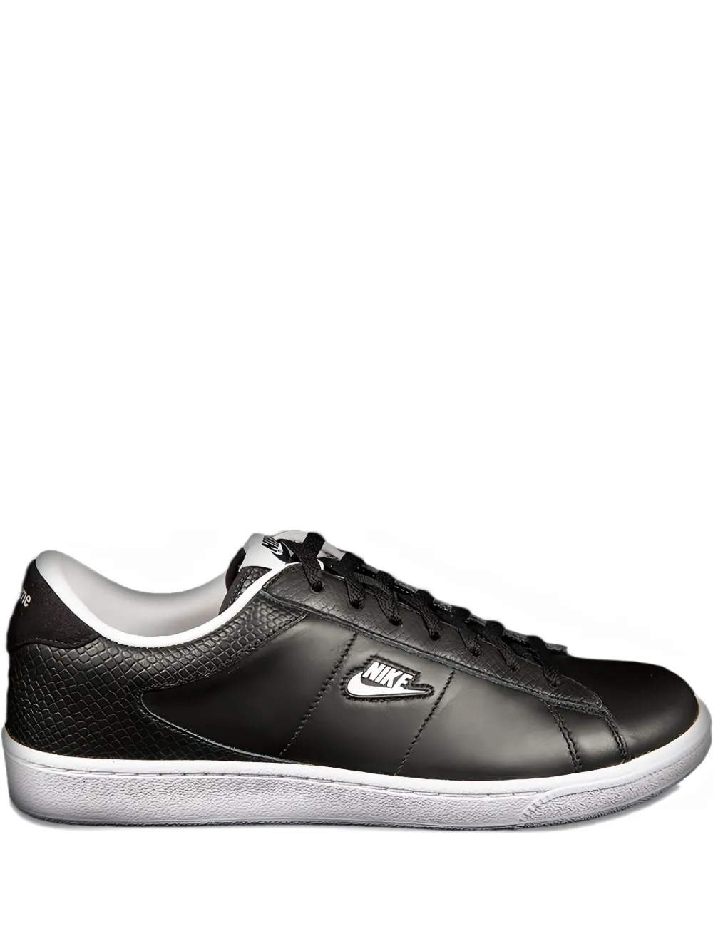 Nike x Supreme SB Tennis Classic "Supreme Black" sneakers