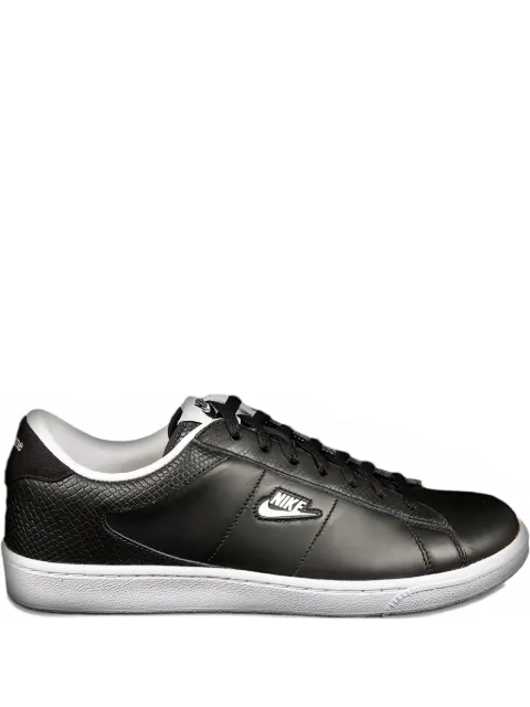 Nike x Supreme SB Tennis Classic "Supreme Black" sneakers