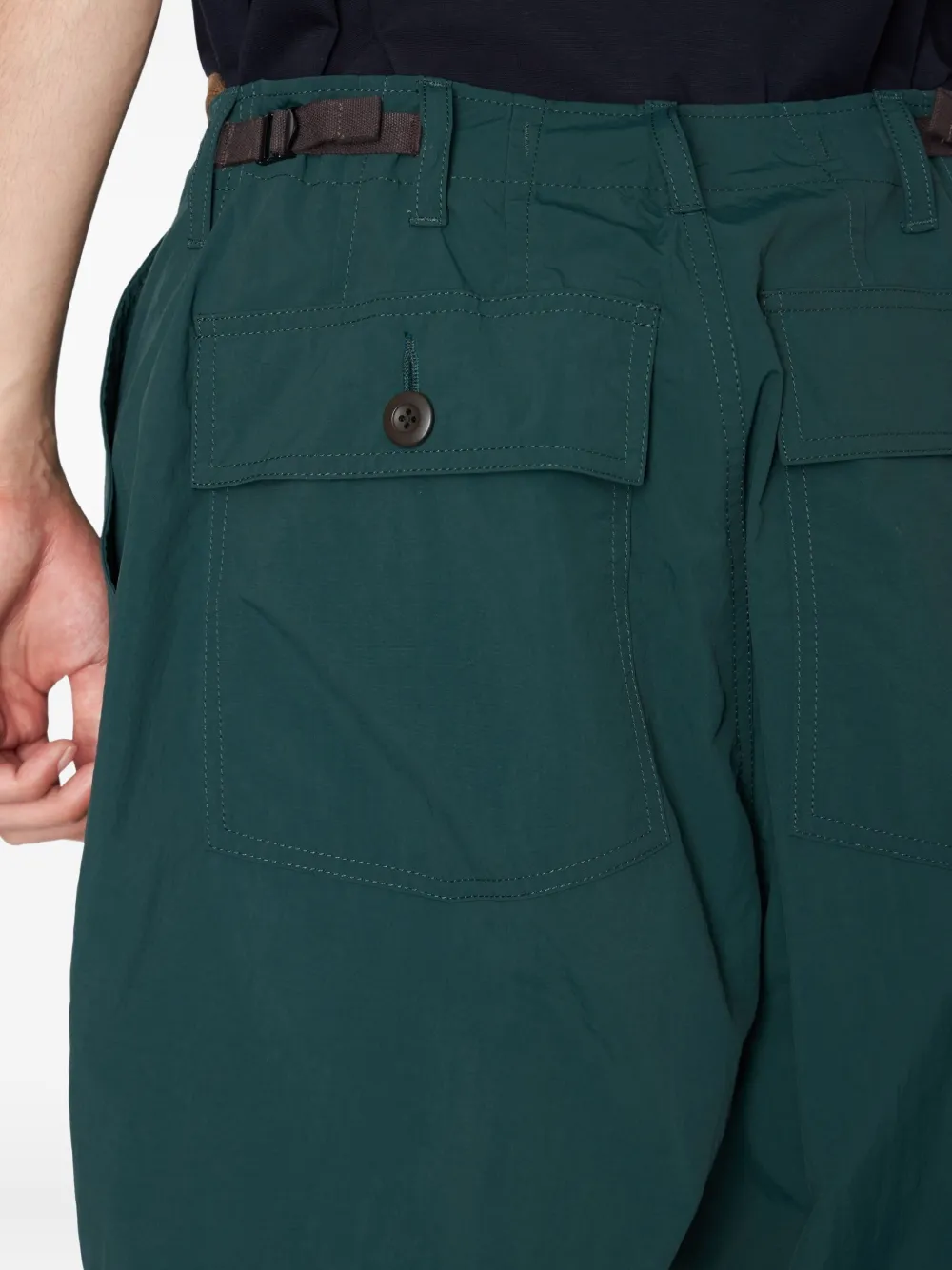 Kolor Broek met zak met knoopsluiting Groen
