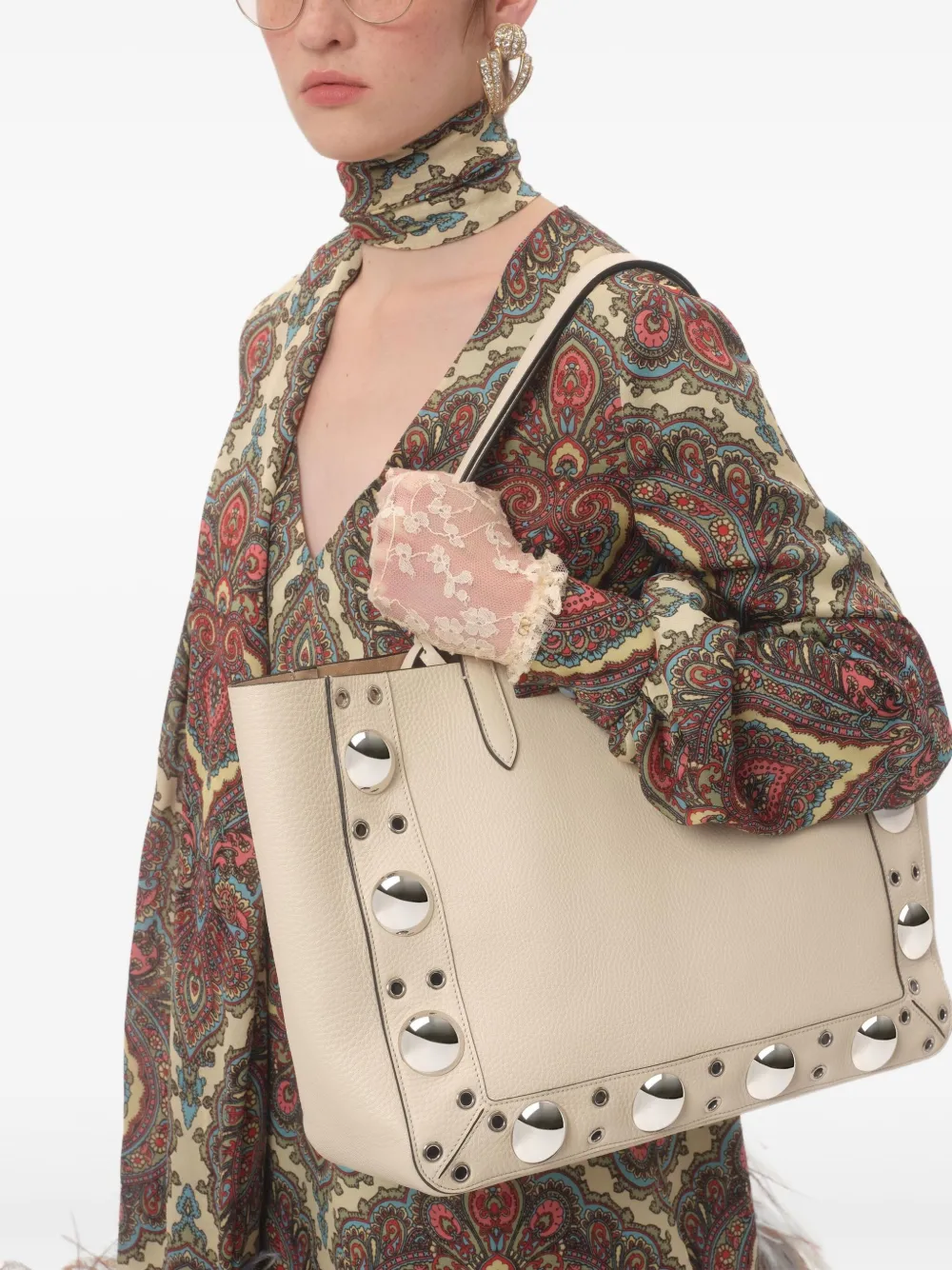 Valentino Garavani Medium Nellcôte shopper Beige