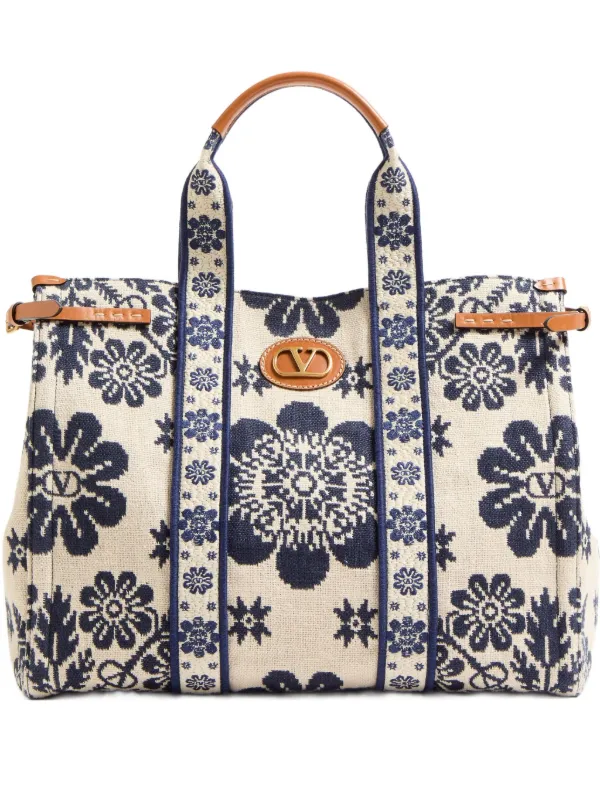 Valentino Garavani ANTIBES ビッグトートバッグ Valentino Garavani Large Antibes canvas tote bag | TheDoubleF