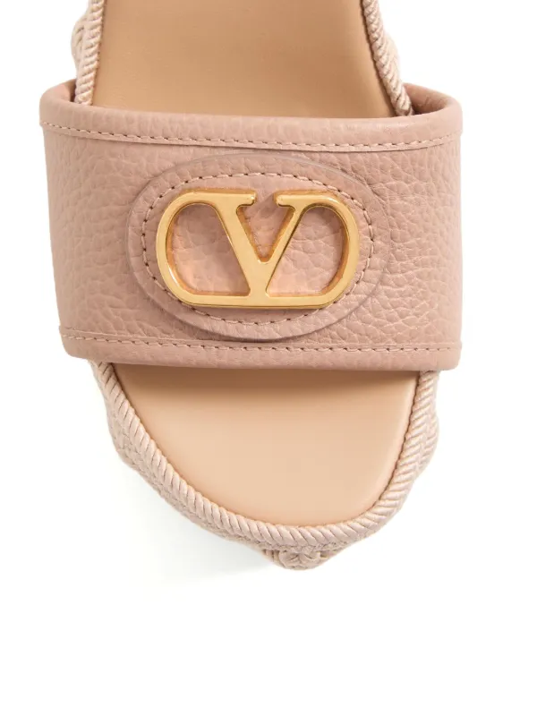 Valentino Garavani Vロゴ シグネチャー ウェッジサンダル | ピンク