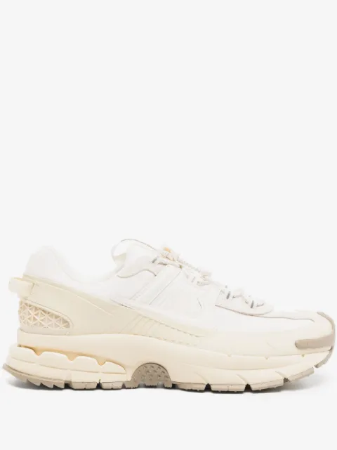 Nike Vomero Roam sneakers