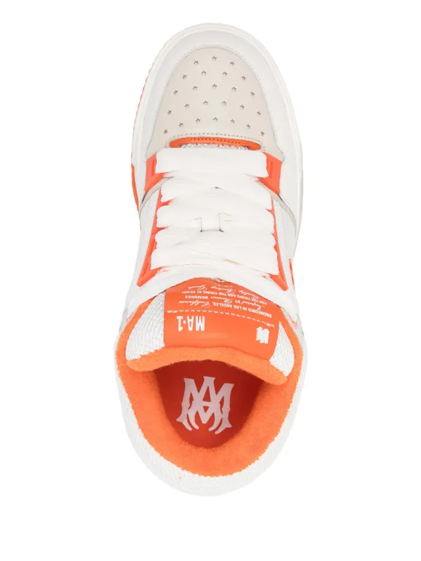 新作 AMIRI スニーカー MA-1 オレンジ 白 ロゴ メンズ AMIRI MA-1 Sneakers | White | FARFETCH