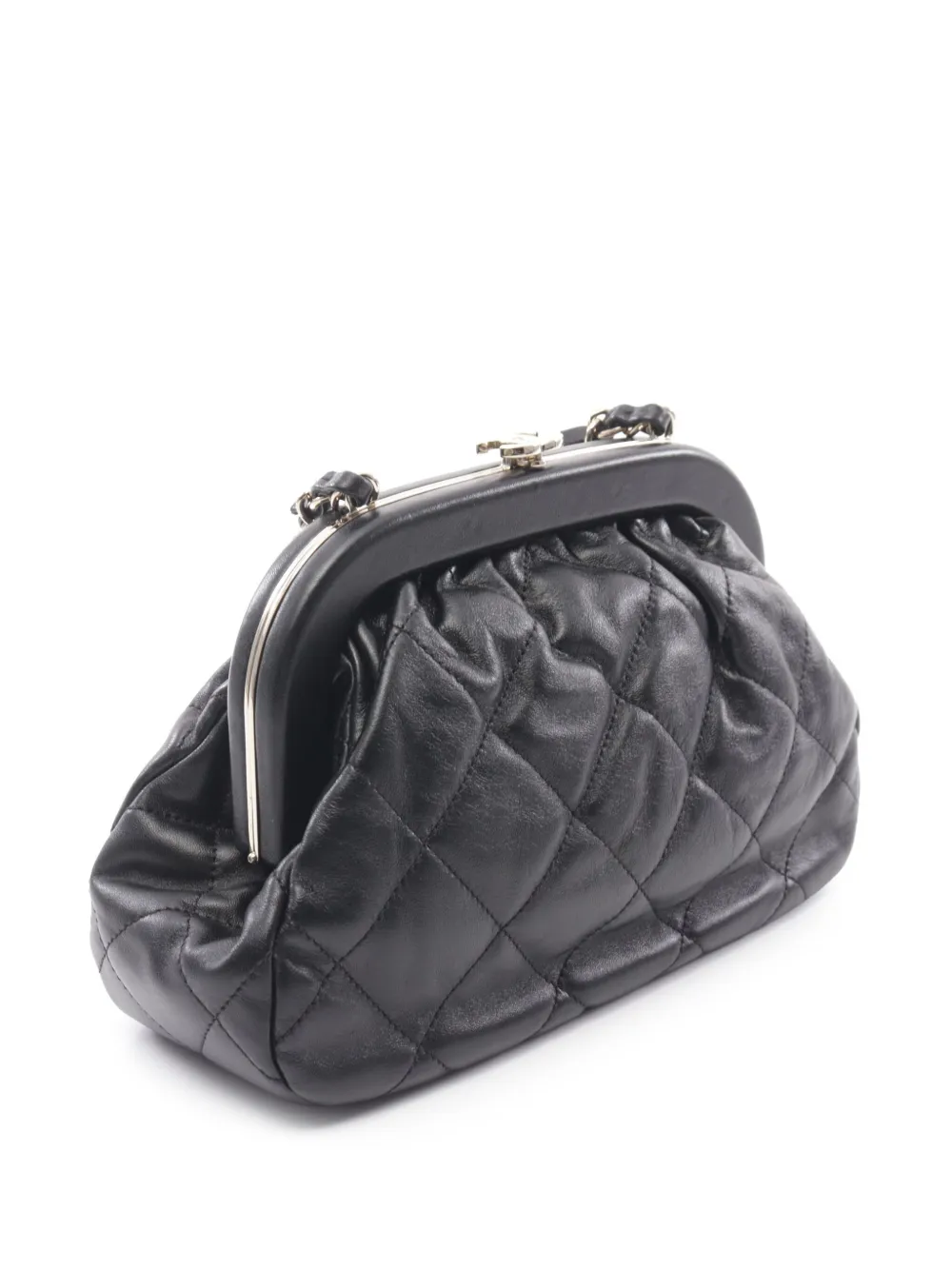 CHANEL Pre-Owned 2021 diamond-quilted shoulder bag - Zwart