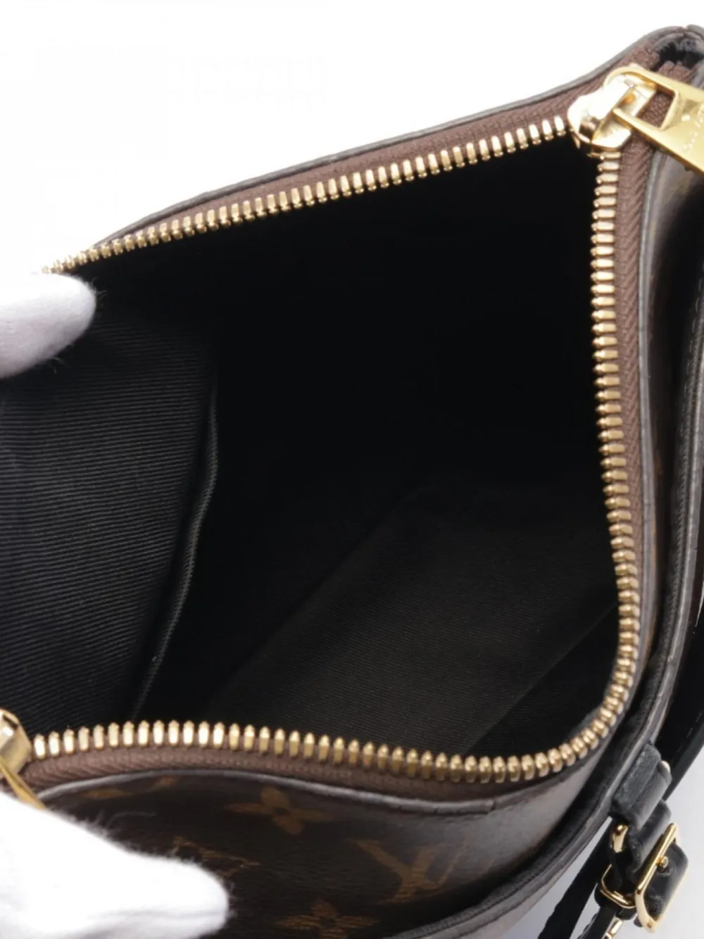 Pre-owned Louis Vuitton 2000s Odeon Nm Pm Cross Body Bag In Brown
