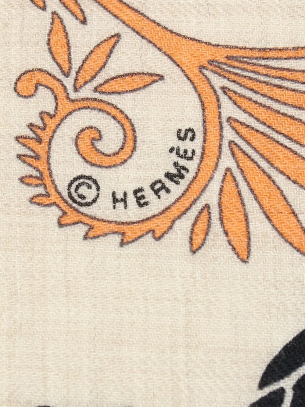 Hermès Pre-Owned 2020s Sous le Charme d'Orphee scarf - Beige