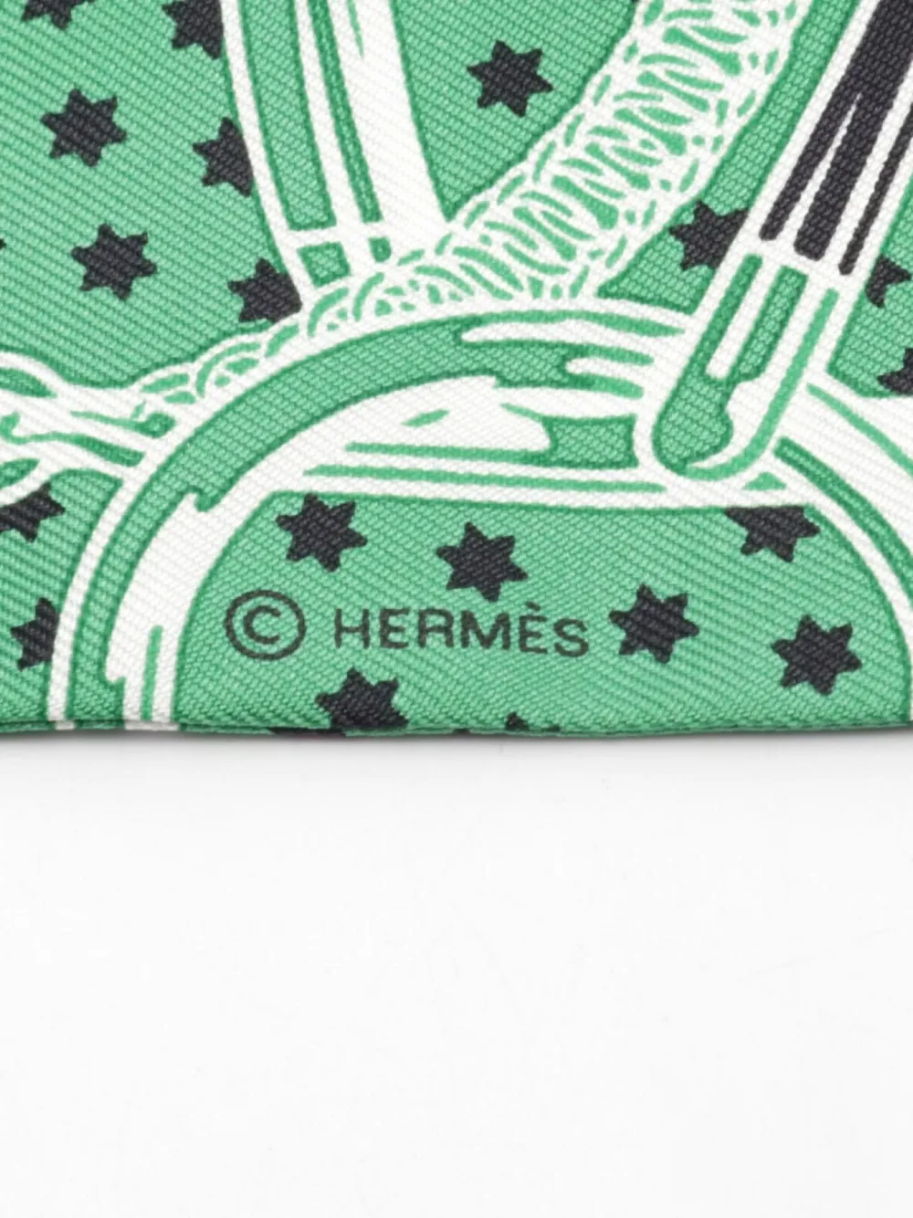 Hermès Pre-Owned 2020s Twilly Eperon d'Or scarf - Groen