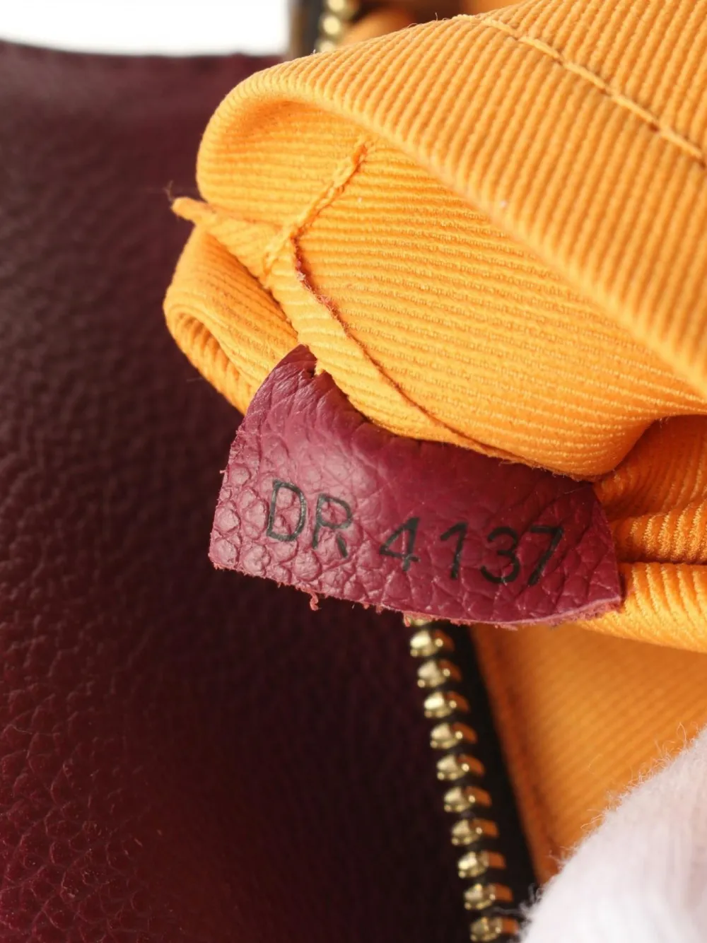 Pre-owned Louis Vuitton 2017 Manhattan Handbag In 褐色