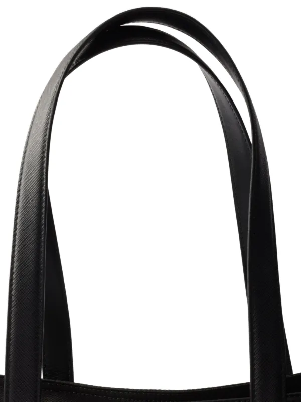 トートバッグ PRADA Black canvas medium Re-Edition 1978 handbag Prada Medium Re-Edition 1978 Tote Bag | Black | FARFETCH CA