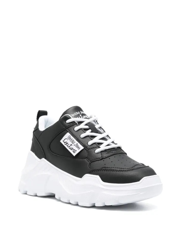 スニーカー VERSACE JEANS COUTURE Woman Sneakers Black 78VA3SK3ZPB08 899 Versace Jeans Couture logo-patch low-top Sneakers | Black