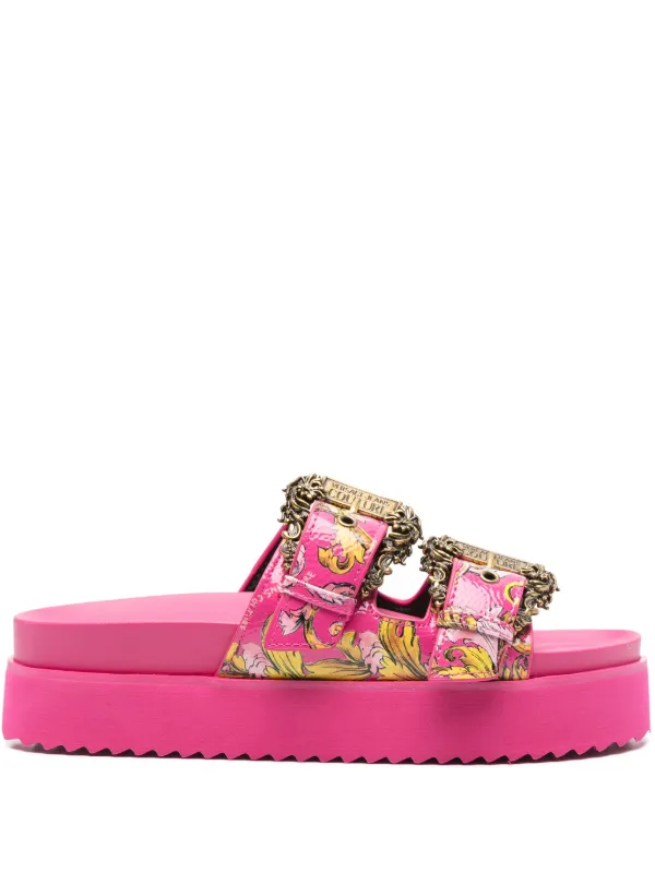 サンダル Versace Jeans Couture BAROCCOFLAGE PRINTED Slides Versace Jeans Couture Barocco-print Slides | Black | FARFETCH