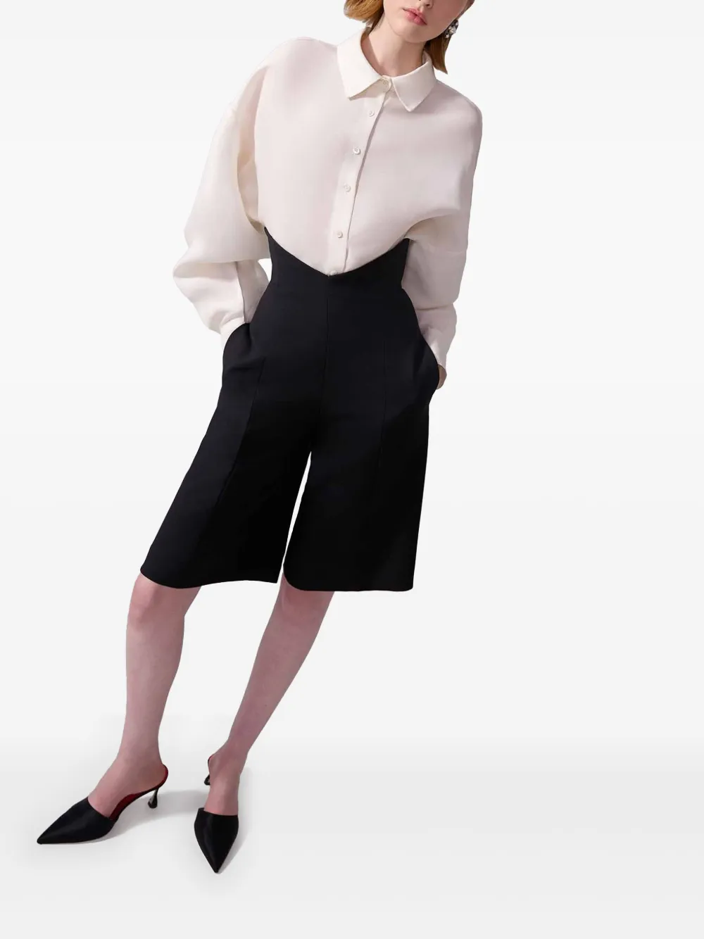 Carolina Herrera Shorts met V-taille Zwart
