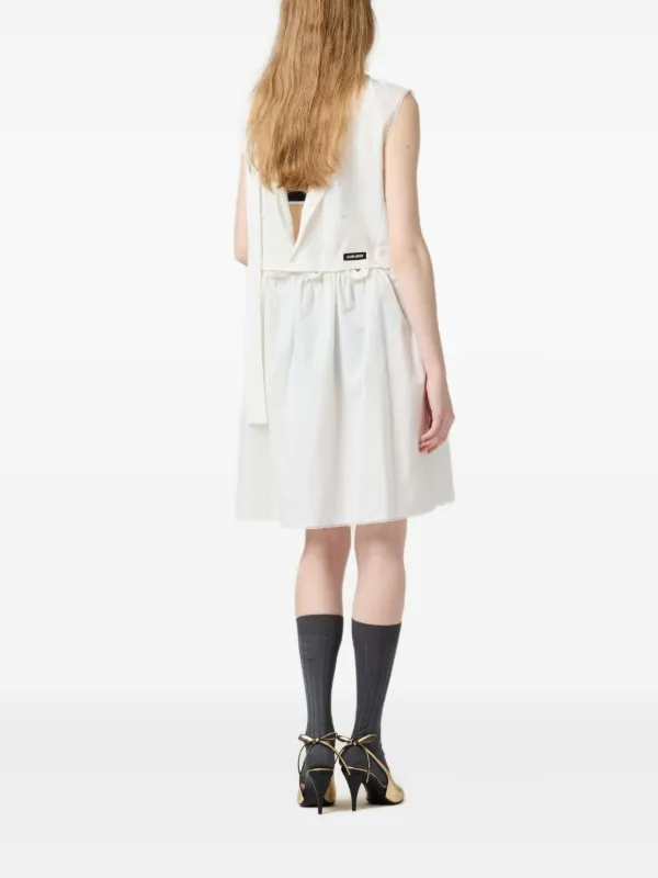 【関送込】MIU MIU ロゴパッチ ロングスリーブ ドレス Miu Miu ロゴパッチ ドレス | ホワイト | FARFETCH JP