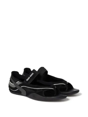 MiuMiu SS23 Black satin sandals (5X858DFM1002BEW F0J05) Miu