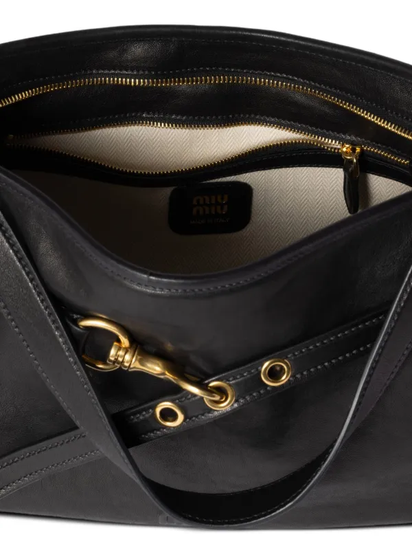 Miu Miu Aventure ショルダーバッグ | ブラック | FARFETCH JP Miu Miu Aventure ショルダーバッグ | ブラック | FARFETCH JP