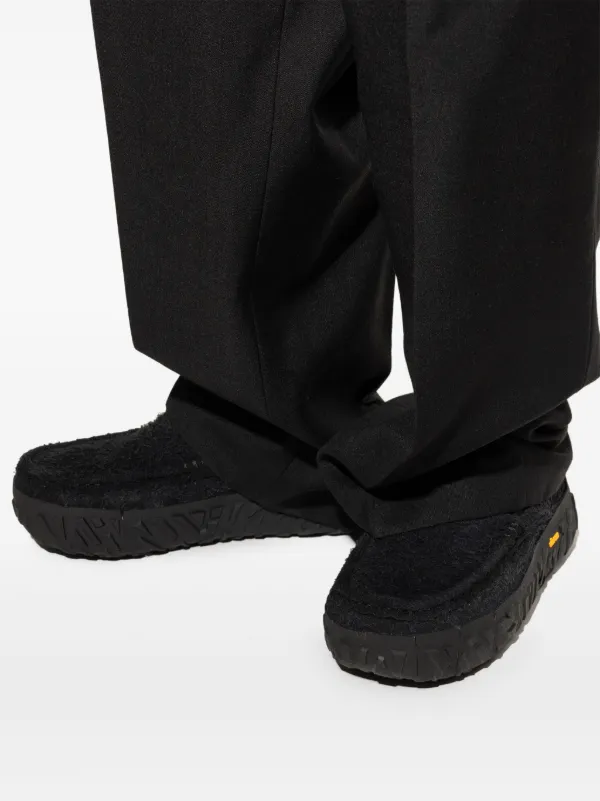 UGG Ascot Vibram ローファー | ブラック | FARFETCH JP