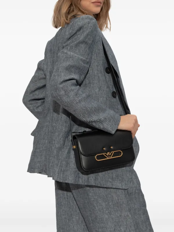【売れ筋】EMPORIO ARMANI ロゴプレート クロスボディバッグ 売れ筋】EMPORIO ARMANI ロゴプレート付き クロスボディバッグ