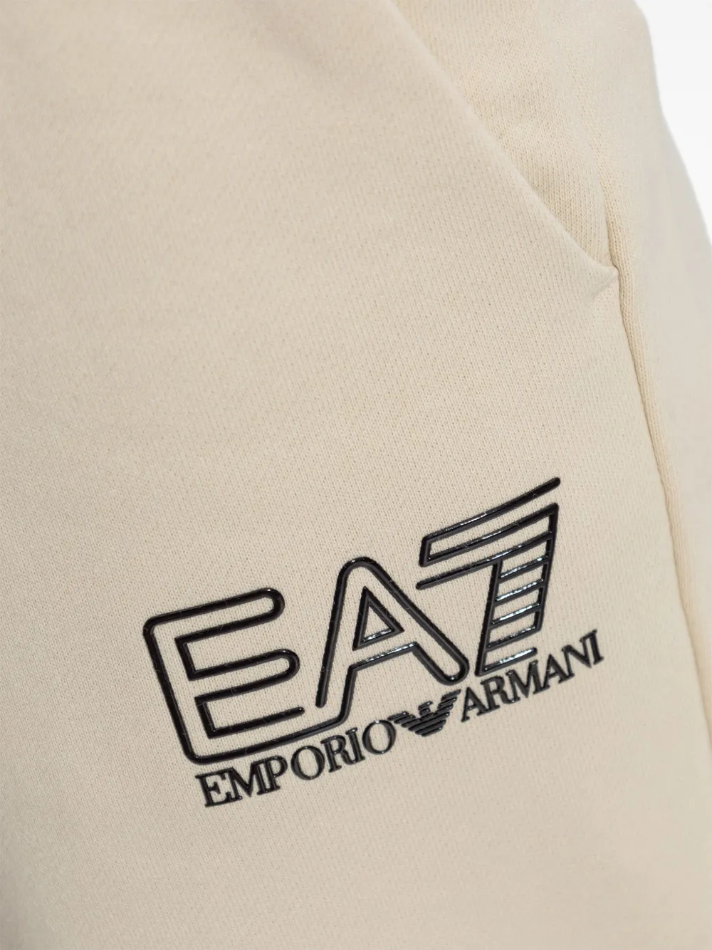 Ea7 Emporio Armani Joggingbroek met logo-reliëf Beige