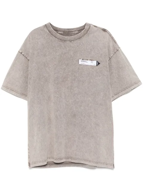 Musium Div. playera con parche del logo