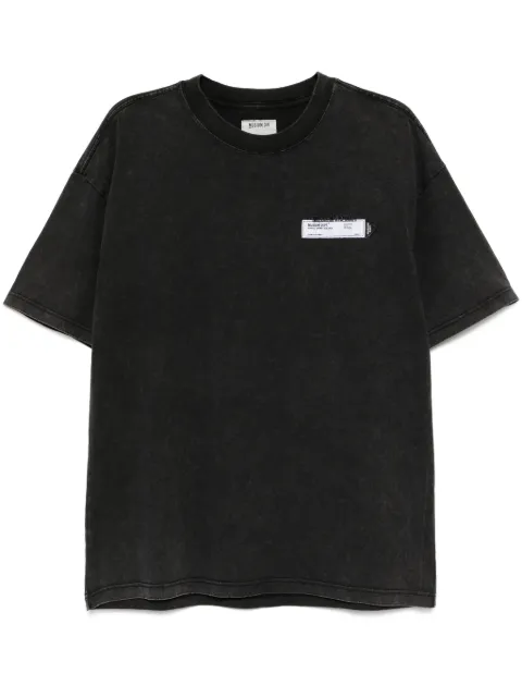 Musium Div. playera con parche del logo