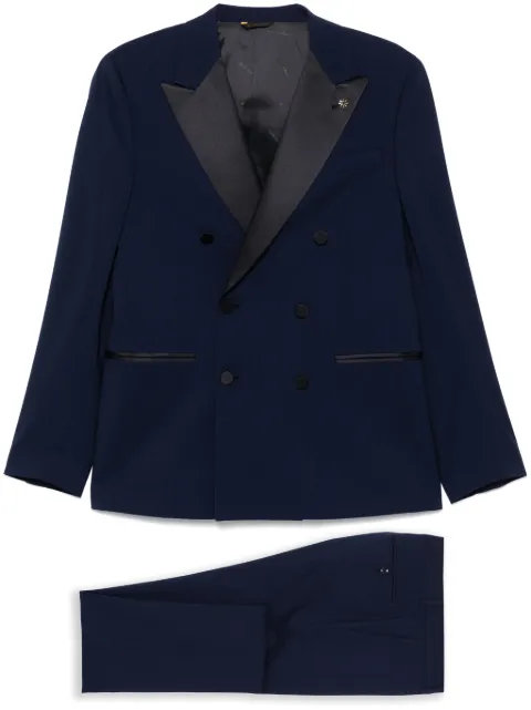 Manuel Ritz traje con ribete satinado