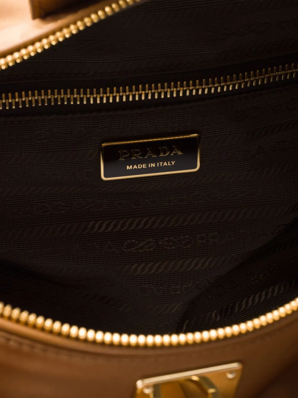 Prada Re-Nylon grote shopper Bruin