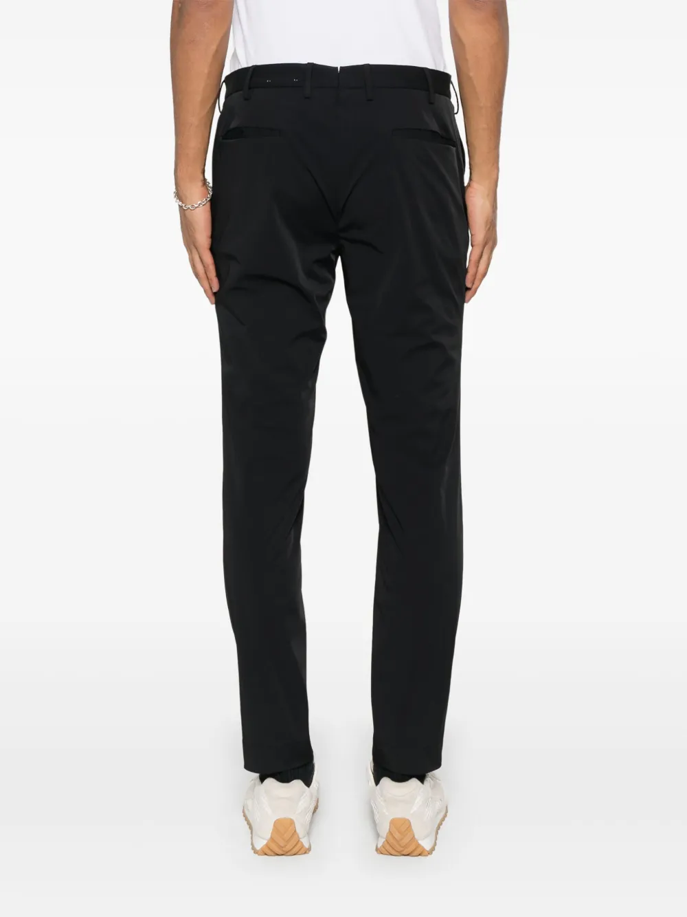 Incotex Chino met toelopende pijpen Zwart