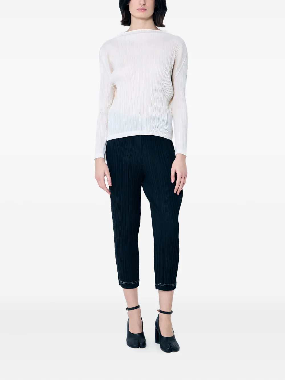 Pleats Please Issey Miyake pleated cropped trousers Zwart