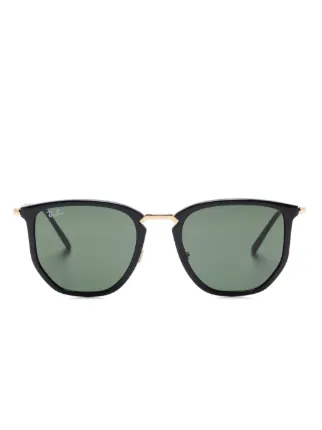 Ray-Ban