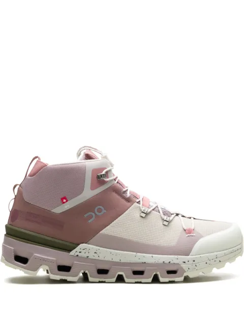 On Running Cloudtrax Rose/Ivory Sneakers