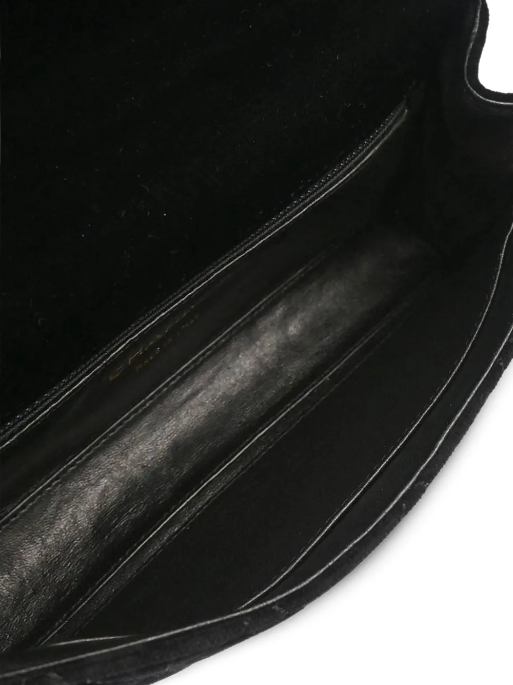 Pre-owned Chanel 2002 Chain-strap Handbag In Black